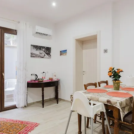 Casa Vacanza Iris Castelvetrano Exterior foto